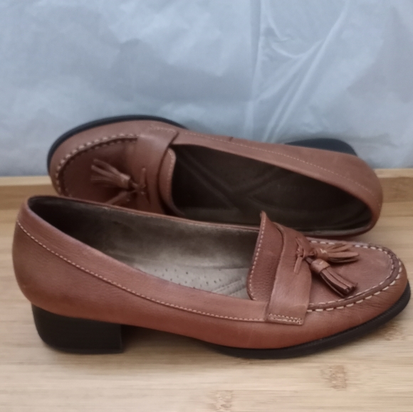 Naturalizer Shoes - Picture 7 of 7